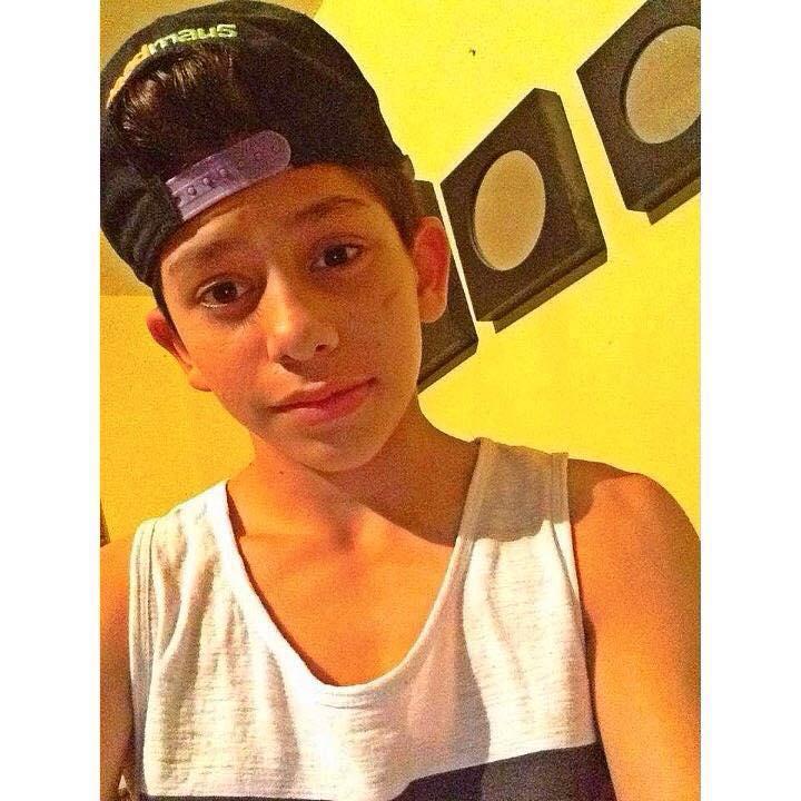 Hugoo_Molina's profile picture. Xbox 360: Hugo236