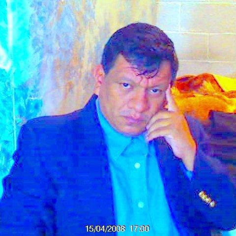 Ser solidario, leal y sincero junto a mis fuertes convicciones ideologicas politicas como religiosas, me hacen un hombre con mucha sensibilidad humana y social