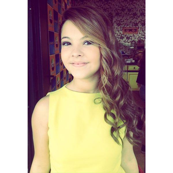Fã Clube Especial Para a @RealCarolinaC Te Amoo Princesaa ... Beijoss. Te Amarei De Janeiro a Janeiro,Até o Mundo Acabar,Twitter Da Dona @AlwaysAnaCarolC :*