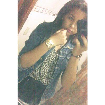 16 años, no creo en las personas a simple vista, pocas cosas me gustan y odio muchas cosas ..my name 'mary jane ( teamFCB)