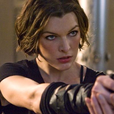 ☣映画バイオハザードの主役の主人公アリスの非公式なりきりアカウント！「これだけは言っとく！botじゃないわよ。」キャラ崩壊あり お別れはブロックして解除でお願い。返事とフォロー遅れるけど待ってもらえると助かるわ！夢対応