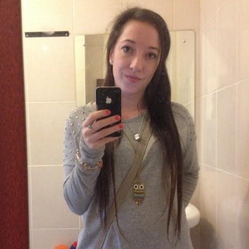 23, UK, Fitness, Instagram, Books and Movies