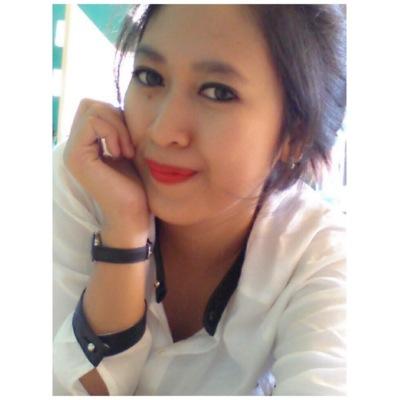 Follow my instagram novitajuniartii and path Novita Juniarti