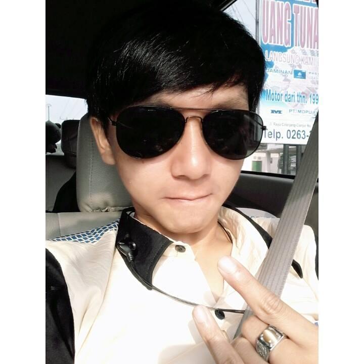 want to be a smart and rich boy :)
