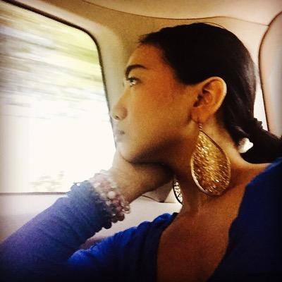 bewtyfulmom's profile picture. a mom, a wife, a yogini, a drama queen.