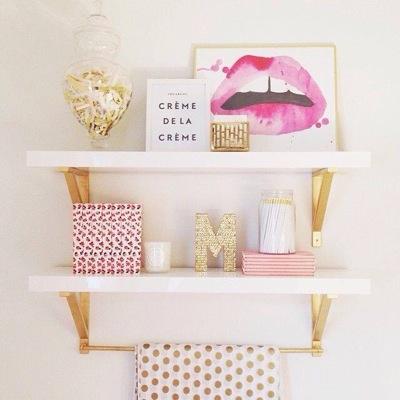 -Rooms For Your Personality- Set your college experience with the perfect room! We provide perfect ideas to help you get creative in styling your room