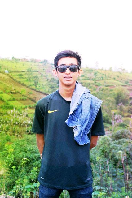 Rahmat Wiryanto Rama / PK 7 BTN Trika Permai / 14.Oktober.1993 / Teknik Pertambangan UVRI Makassar.