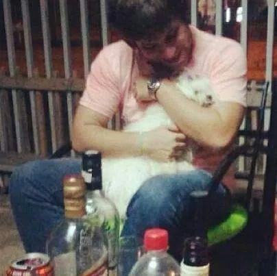 Xxaca's profile picture. Estudiante de Ingenieria Comercial Olimpista hasta la muerte... Mi familia amigos dios y algunos que concidero hermanos siempre primeros que cualquier cosa