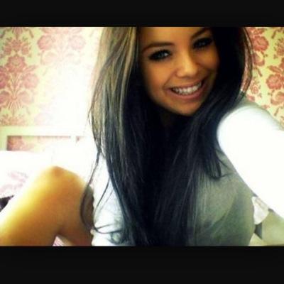 I'm just a girl who's in love with the world
