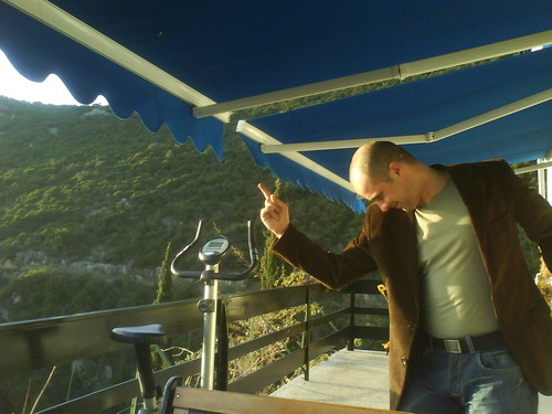 PositiveRayo's profile picture. Positive vibration for all positive people !