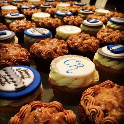 Stay at home mom of three desiring to make everyone's events incredibly special. Follow me on IG. Email me to place an order! DiDivasBakery@gmail.com