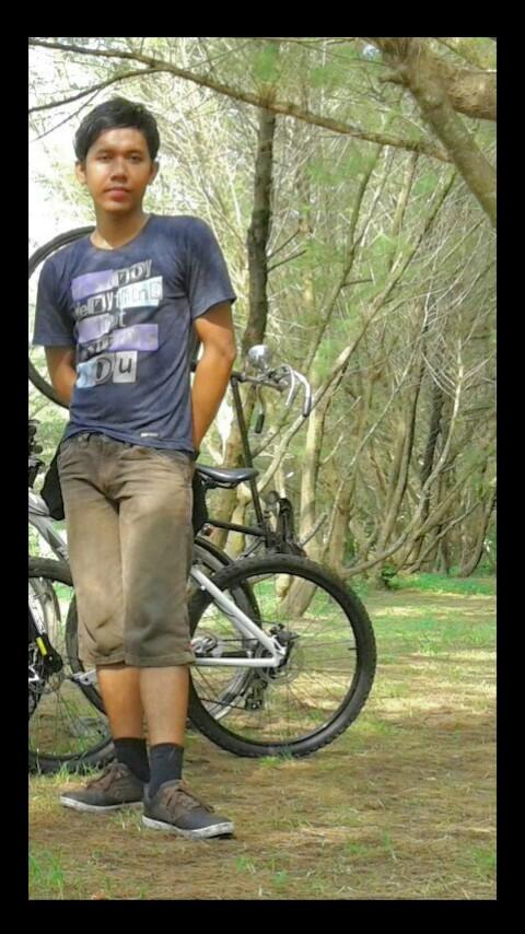 ihwanvreeady's profile picture. 