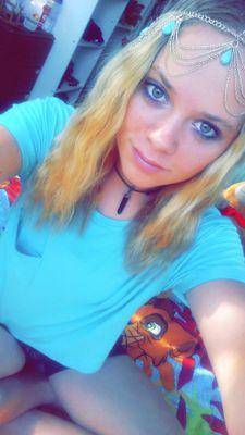 I'm 16, Dancer
Army cadet
I love my family and friends