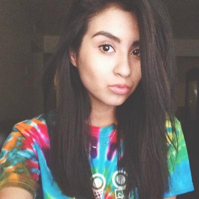 LaaJoselyn14's profile picture. i smile way to fucken much