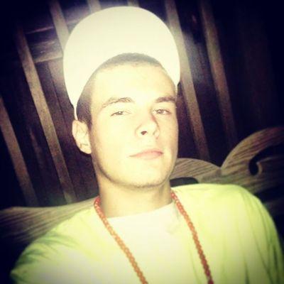 BradFluhr's profile picture. 