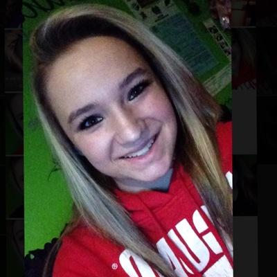 smile you never know whose falling in love with you,
