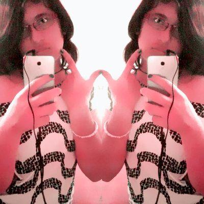 yanara_amanda's profile picture. Lo mejor de ti es ser un@ mism@