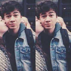 go follow @twyla5sos or i unfollow just ask for a followback and she'll do so