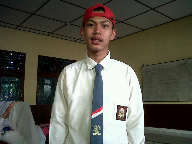 marcorius pratama pagaralamm 05-03-1998
sma n.2.pga ヾ(⌐■_■) 140414 HGMP