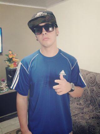 Na vida vence quem menos se ilude por tanto durma com vontade mas acorde com atitudes !!