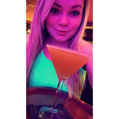 amandaashli's profile picture. 