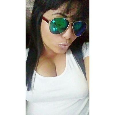 🌌🍍🌌
Felizmente casada 💍