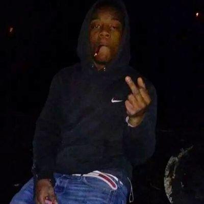 south philly
I'm trying get this money to move my family out the hood so I don't got time for beef @SAF