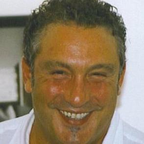 MarcLafontaine4's profile picture. Consultant, spécialisé en relations publiques, en politique, en organisations événementielles et en coordination de projets culturels et économiques .