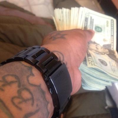 SongWriter//HITMAKER//Producer// instagram: dubc9 For booking and inquiries: Dub.musicfactory@Gmail.com Check Out http://t.co/JOtoK9Bs7s for Beatz