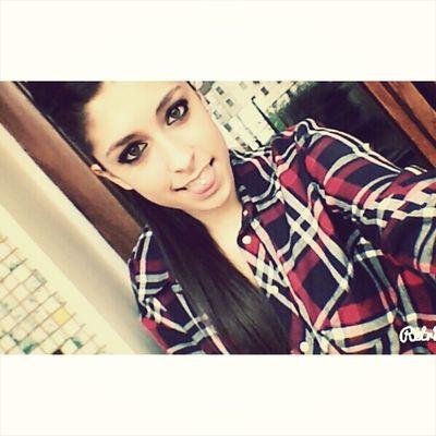 June_2404's profile picture. Primavera del 96. Sonrío ante todo. Vale la pena luchar, por lo que vale la pena tener. Mis2niñas bonitas ❤