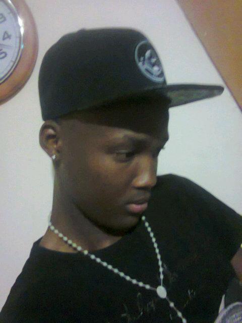 Richielinals1's profile picture. Sound master all about gud music