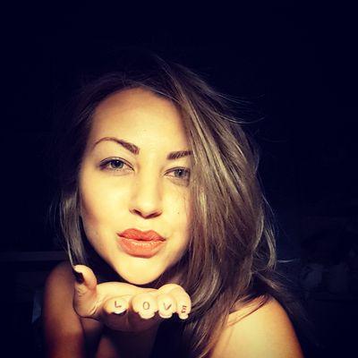 Anna_Mel_'s profile picture. Make Up Artist/ Photographer