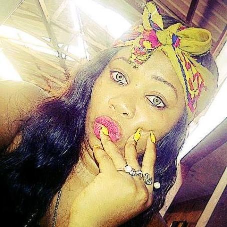 Am nice, humble, easy going caring, honest and am single. looking for good and decent soul mate for a serious relationship. u can holla @me 09031622746