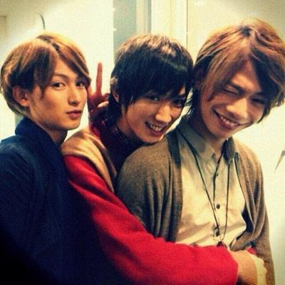 舞台俳優さん大好き、声優さん大好き
腐女子でもある腐った人です。　(´◉◞౪◟◉) ﾄﾞﾔｯ!それでも全然いいよーって人フォローお願いします٩(๑´꒳ `๑٩)