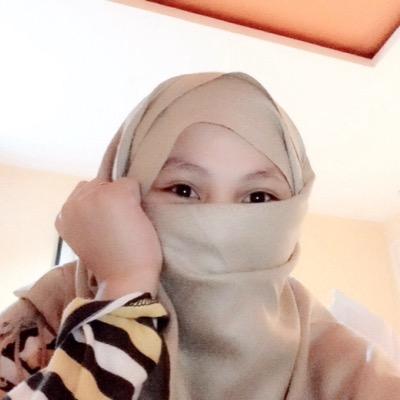 ishmidm's profile picture. 