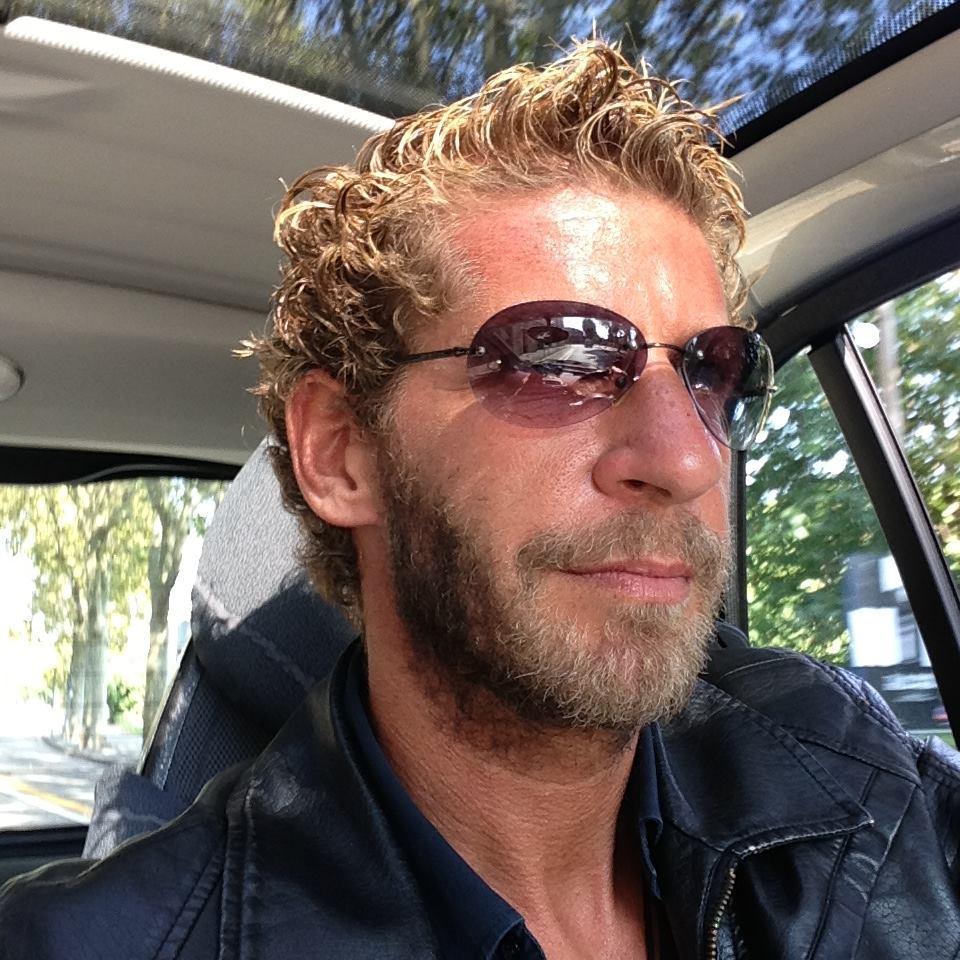 Odontoiatra, Protesista Dentale ed Esteta del sorriso
