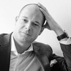 I am interested in people. The way they move, think, act and life. I am always looking for new concepts and hospitality ideas