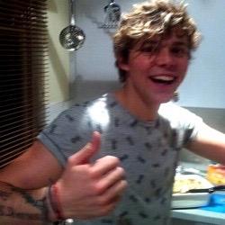 best fetus ashton pics