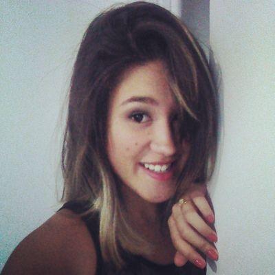 “A alegria evita mil males e prolonga a vida.”