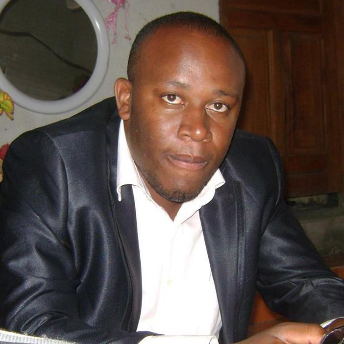 #Économiste de formation, #Entrepreneur,  Spécialiste Pour l'amour de la #RDC, Makambo Ya Mboka na Biso, #ElongaEzali #WumelaRDC #yebela