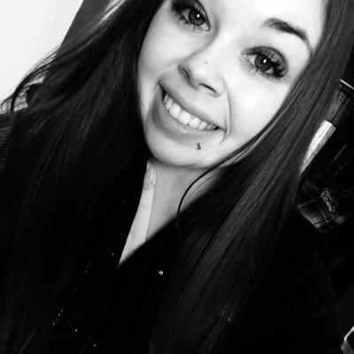 hello! Im nicole, nicki for short. funfilled loving girl with a big heart!