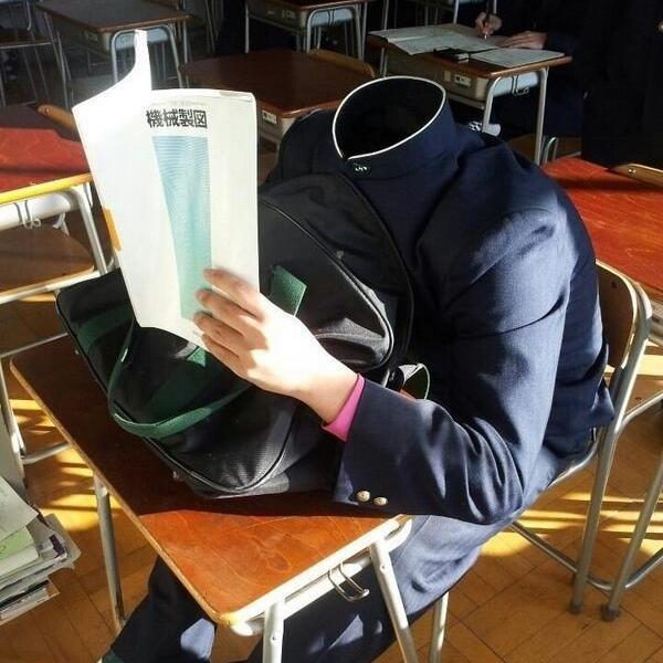 roxivuhSav's profile picture. 