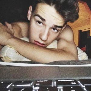 jacob whitesides, madam sir. @veromerrell is the cutiest