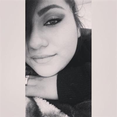 makeup & music. follow me on instagram- annnn_uhhh