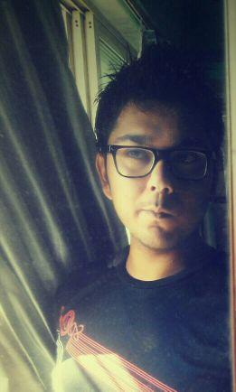 jobless person..  try hard...  dota fanatic