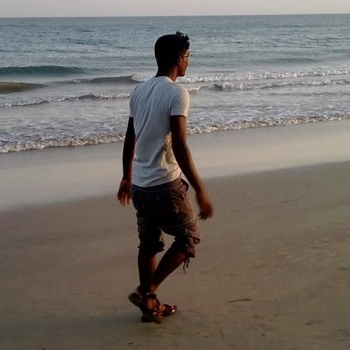 enaku sumaiyai thunpangal varum pothu , sumanthu sella niraiya nanbargal irukerargalll.. i love my frdss