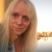 Kathleen Bo Bobak (@toolboxfilm) Twitter profile photo