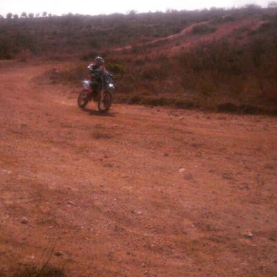 Estudiante de Doble Grado en Ingeniería Informática y Matemáticas.  Apasionado por la naturaleza y el mundo de las motos!!