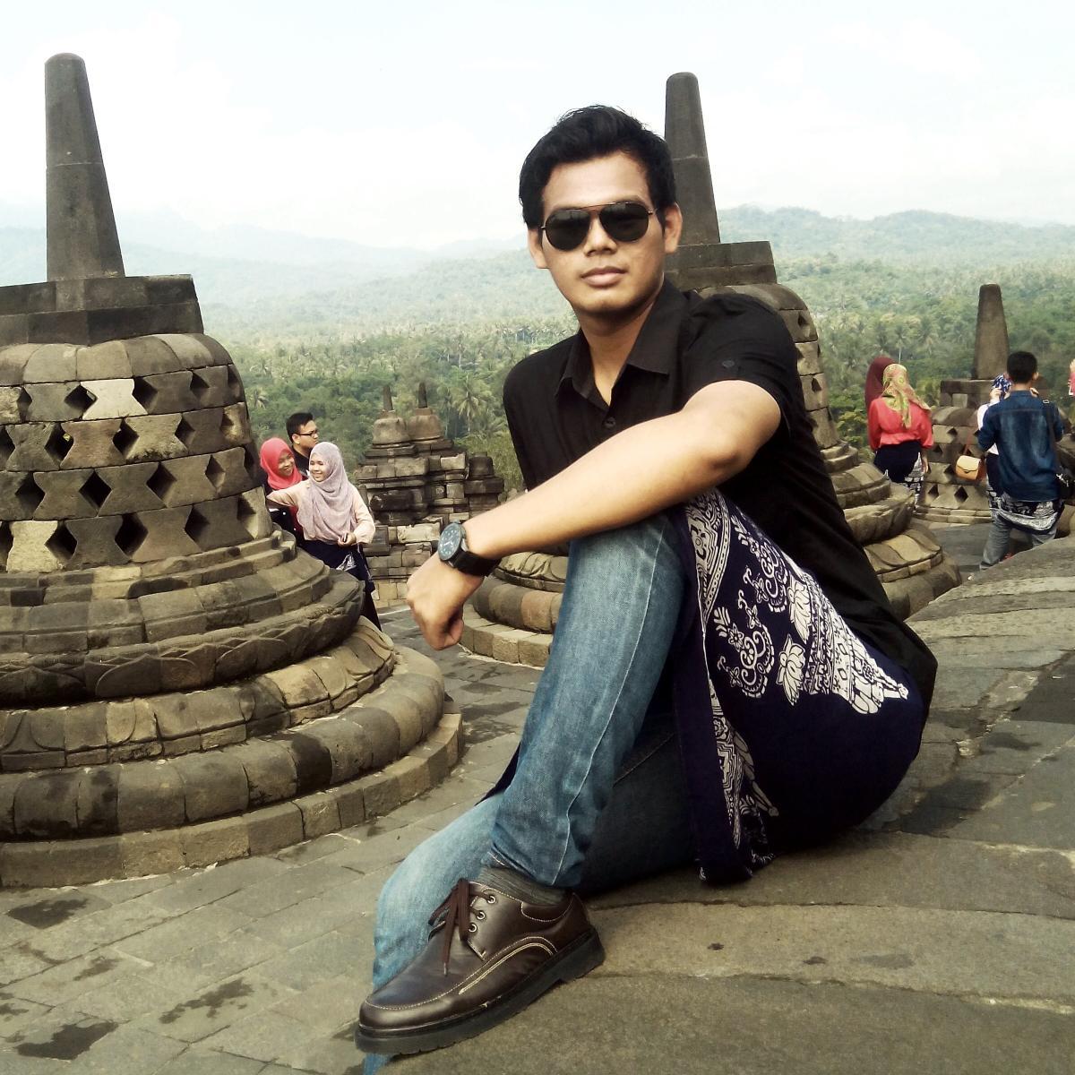 Perakit roket,penikmat Song sheila on 7