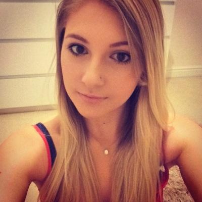 92Edibbs's profile picture. Footy & makeup addict ❤️